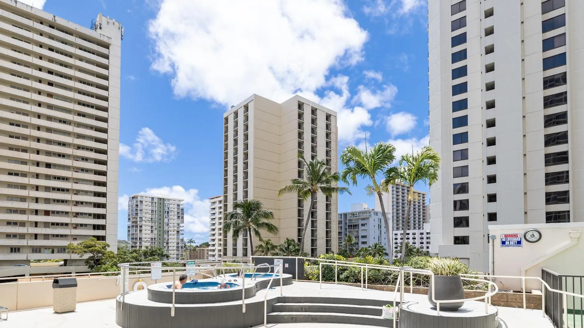 Mountain View Condo W/ King-Size Bed, Free Parking Honolulu