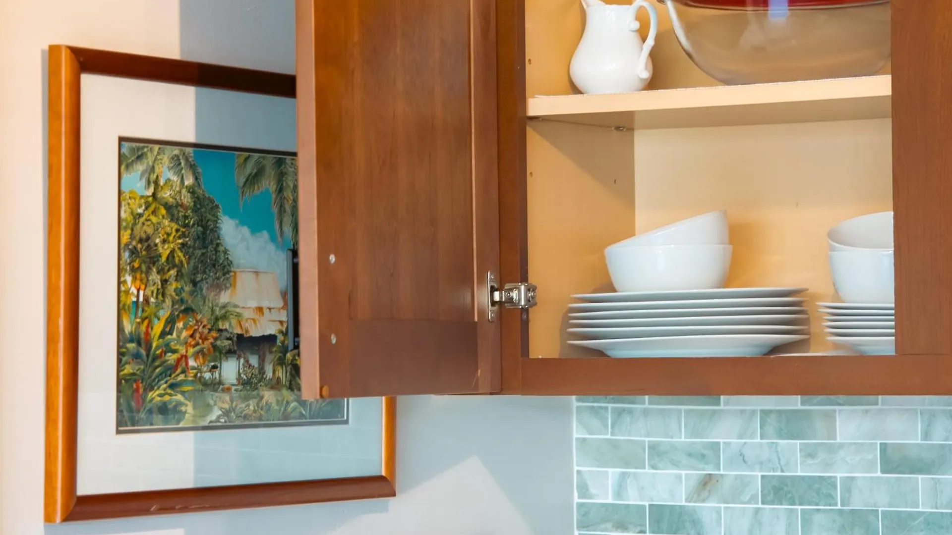 Mountain View Condo W/ King-Size Bed, Free Parking Гонолулу